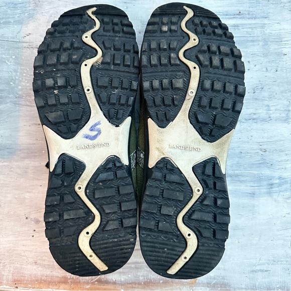 Lands’ End Hiking Flats 8.5 - Picture 6 of 9